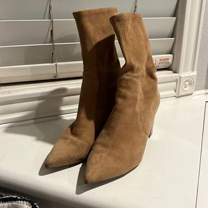 Stuart Weitzman tan suede boots size 7 1/2